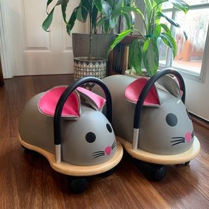 Mouse Wheely Riding Bug